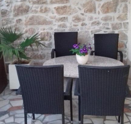 Brzac Apartment | Apartment Magdic