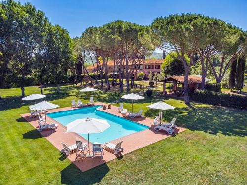 Suvereto Apartment | Apartment Marrone by Interhome