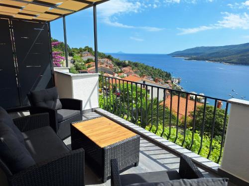 Rabac Apartment | Apartment Mija Rabac with free parking in a garage