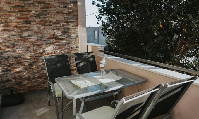 Ribarica Apartment | Apartment Mil - 30 m from beach: A1(2+2) - Ribarica, Riviera Senj, Croatia