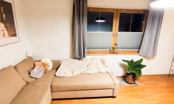 Stall Apartment | Apartment 'Mizi' with Mountain View, Shared Terrace and Wi-Fi