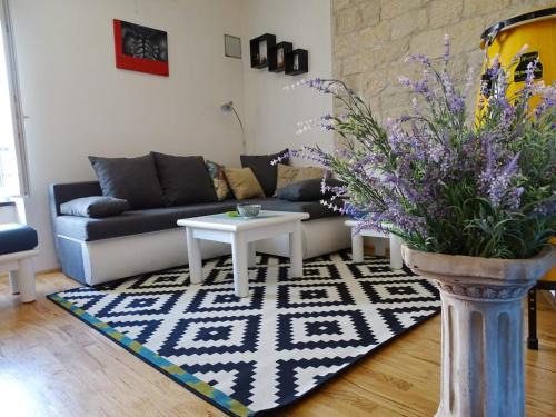 Sinj Apartment | Apartment Naita