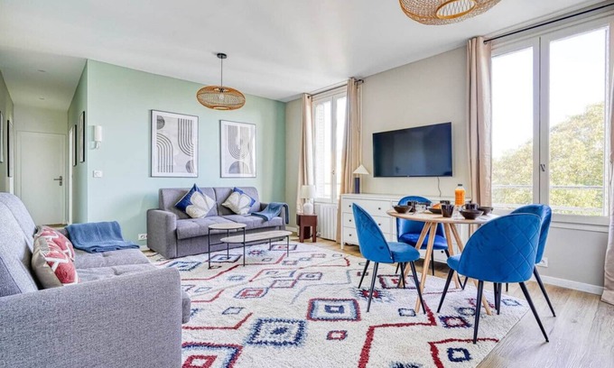 Petit-Ivry Apartment | Apartment Near Porte de Choisy