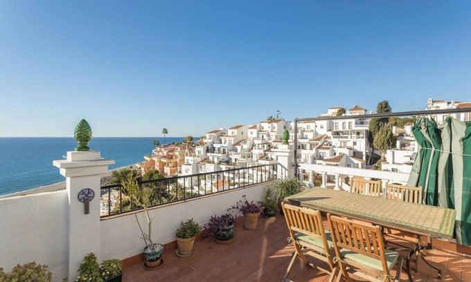 Chimenea Apartment | Apartment 'Nerja with View - Capistrano Playa' with Sea View, Wi-Fi and Air Conditioning