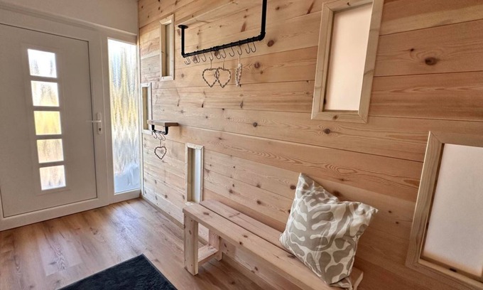 Silz House | Apartment No. 01 - Holiday home Muskatellerhof