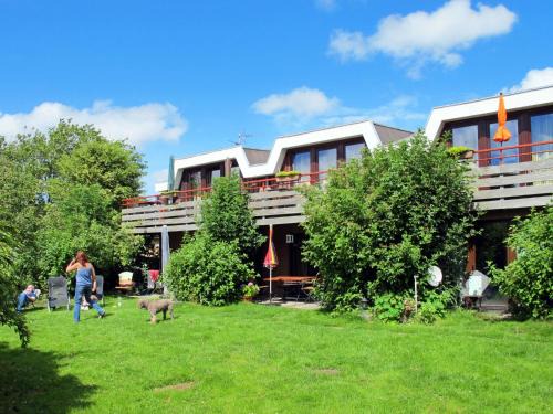 Friedrichskoog Apartment | Apartment Nordsee-Ferienhaus-5 by Interhome