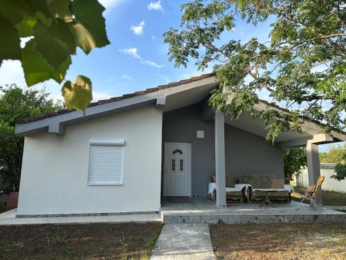 Bregvija House | Apartment Oki Ulcinj