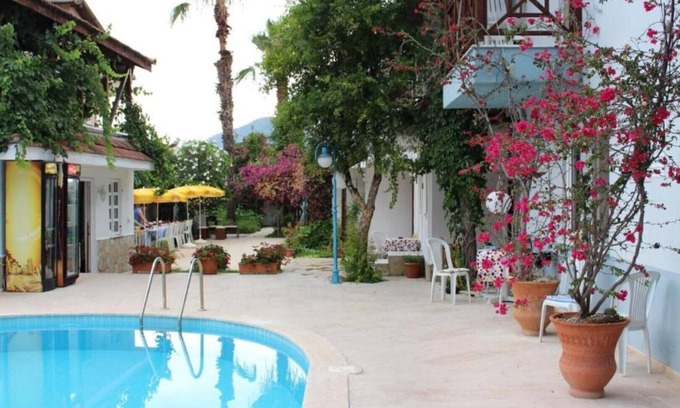 Mentese Apartment | Apartment on 2 floors - Turtle Beach Bungalows