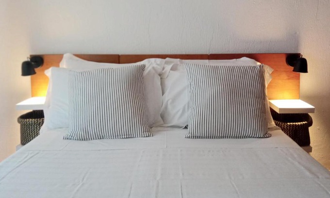 Torralta Apartment | Apartment on the beach by amcf