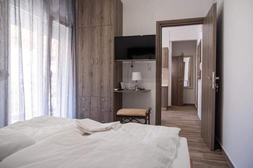 Drama Apartment | Apartment One