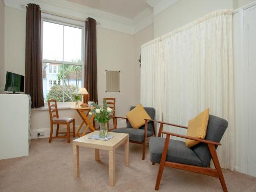 Roundham House | Apartment One - Uk39832