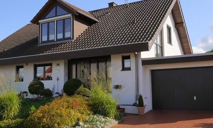 Oberotterbach Apartment | Apartment Panoramablick - apartment/apartment, shower and bath, toilet, mint condition