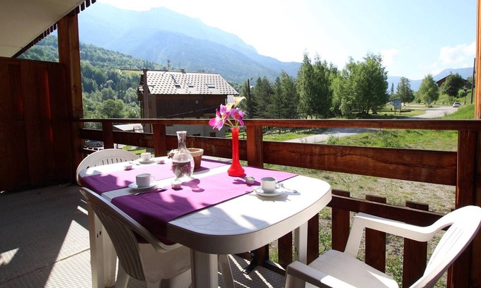 Vallouise-Pelvoux Apartment | Apartment Pelvoux, 1 bedroom, 6 persons