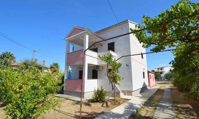 Bogovici Apartment | Apartment Petrovic 2 with Balcony