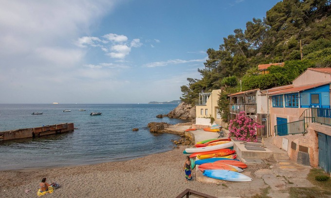 Le Pradet Apartment | Apartment 'Porte Rouge 3' with Sea View