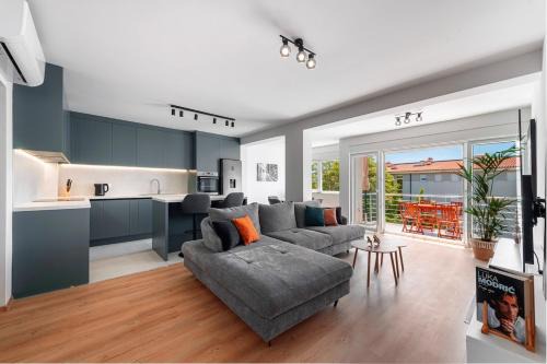 Babin Kuk Apartment | Apartment Ray of Light