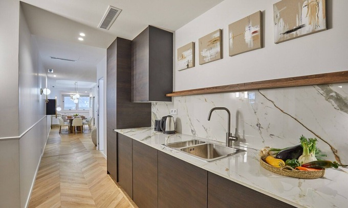Notre-Dame-des-Champs Apartment | Apartment Rue de Rennes/saint Germain des Pres