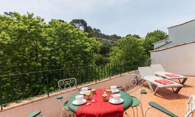 Sa Riera Apartment | Apartment S'Esquirols Nº7 by Interhome