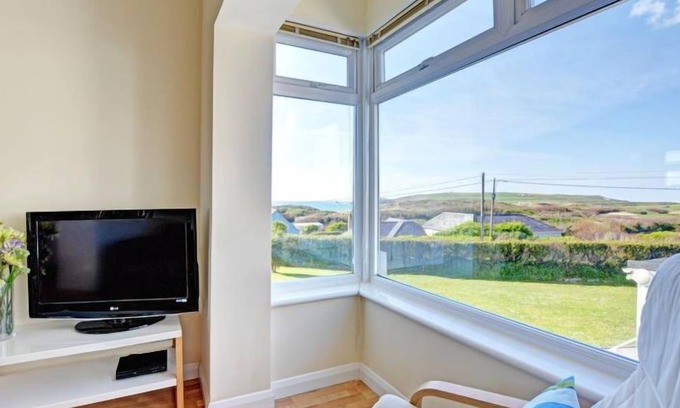 Constantine Bay Apartment | Apartment Sandhills in Wadebridge - Padstow - 4 persons, 2 bedrooms