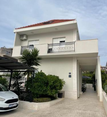 Okrug Gornji Apartment | Apartment Sea&Sun