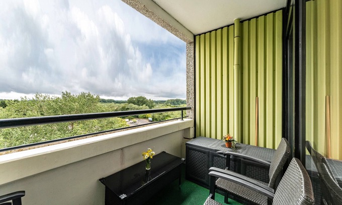Schilksee Apartment | Apartment 'segelyachten-perle' with Lake View, Balcony and Wi-Fi