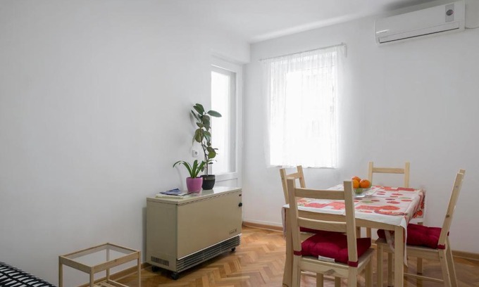 Slavija Apartment | Apartment Slavija square/Clinical center of Serbia