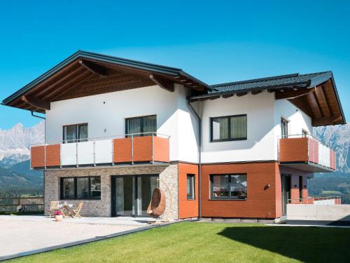 Schladming Apartment | Apartment Smaragd by Interhome