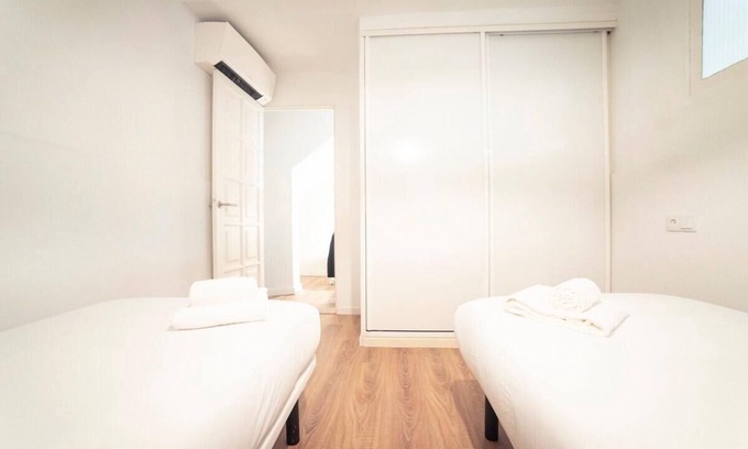 Magdalena Apartment | Apartment Sol "Ferrol".