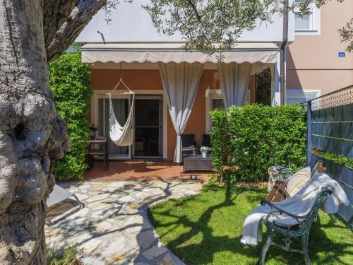 Umag Apartment | Apartment Tea by Interhome