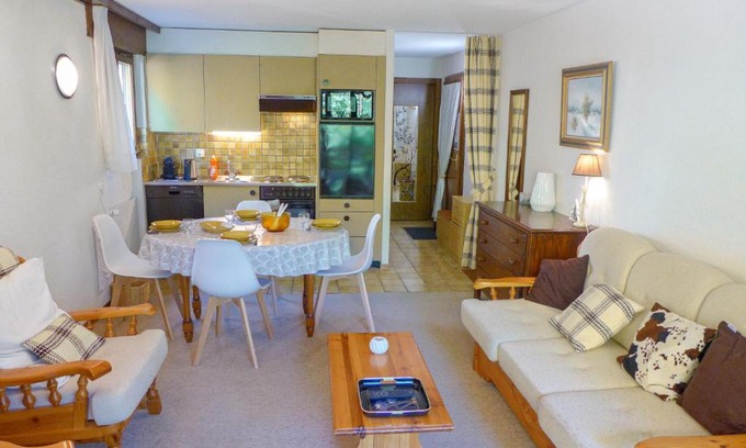 Randogne Apartment | Apartment Terrasse Des Alpes 3008 by Interhome