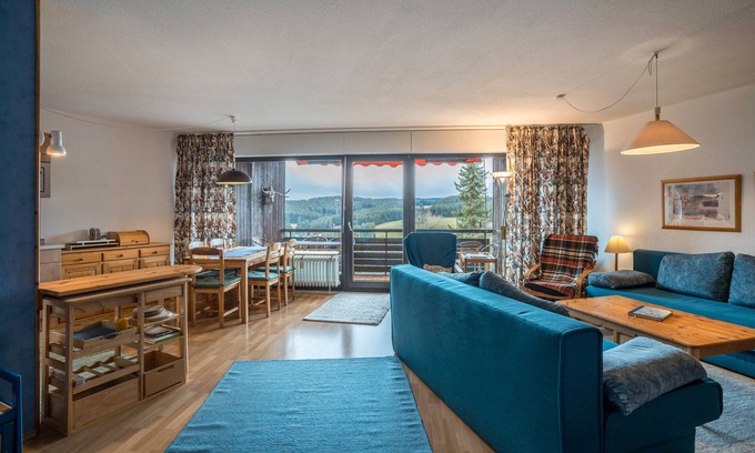 Schonach im Schwarzwald Apartment | Apartment 'Terrassenpark 160' with Mountain View, Balcony and Wi-Fi