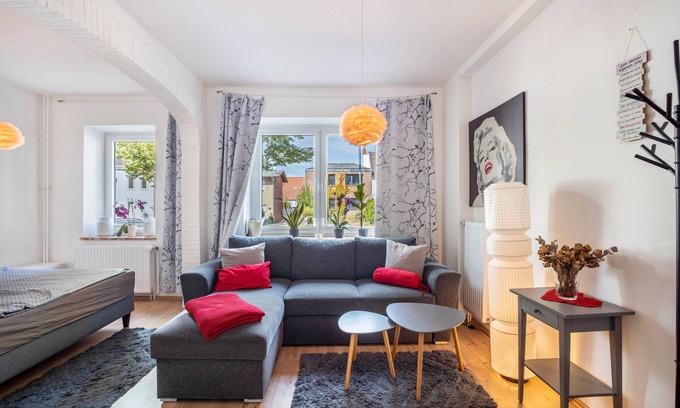 Huxtertor/Muhlentor/Gartnergasse Apartment | Apartment 'Tiny One' with Balcony and Wi-Fi