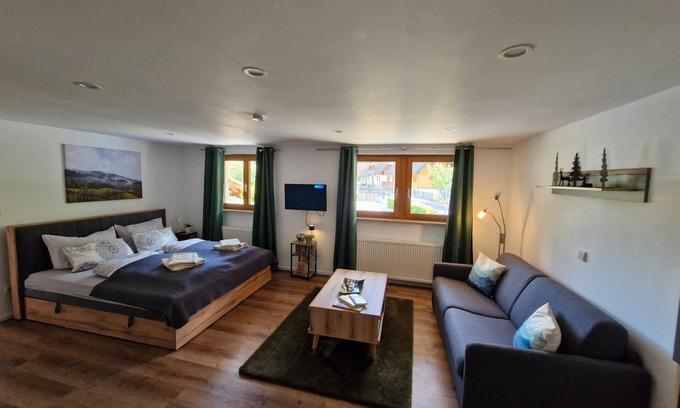 Elzach Apartment | Apartment 'Untere Halde' with Mountain View, Private Terrace and Wi-Fi