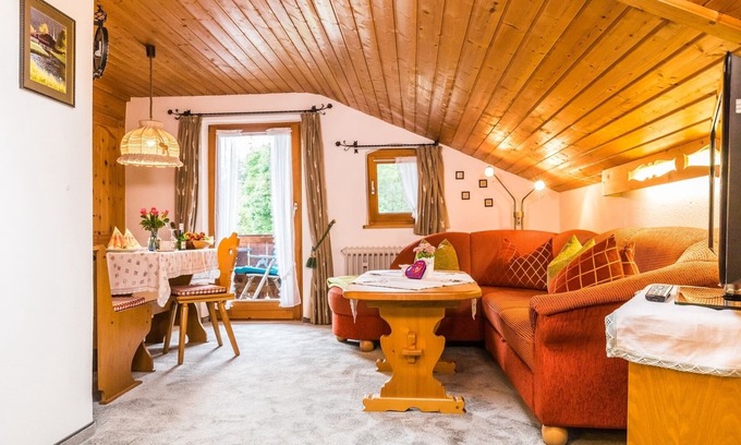Grashof Apartment | Apartment Unternberg 37sqm, balcony, kitchenette, 1 bedroom, 1 bed-sitting room