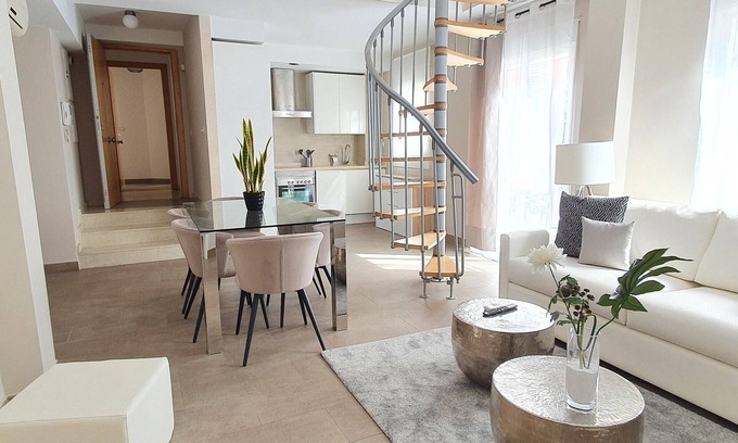 El Pilar Apartment | Apartment Valence, 3 bedrooms, 8 persons