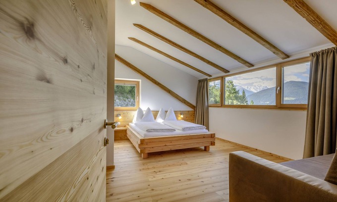 Sluderno Apartment | Apartment 'Vernalhof Apt Panorama' with Mountain View, Shared Terrace and Wi-Fi