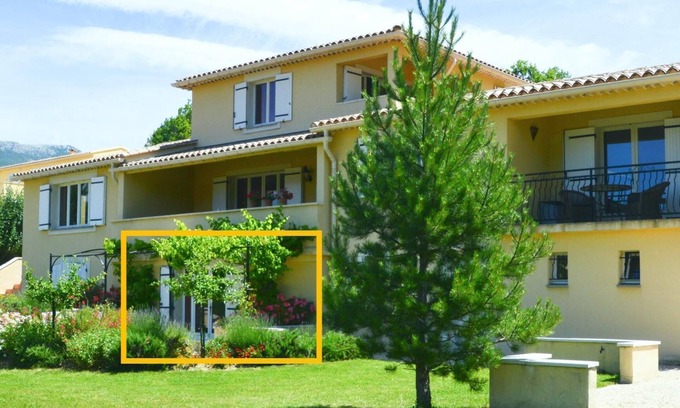 Montbrun-les-Bains Apartment | Apartment 'Villa Fleury Studio' with Mountain View, Private Terrace and Wi-Fi