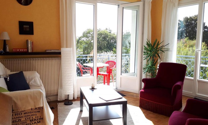 Quartier de France Apartment | Apartment Vichy, 1 bedroom, 2 persons