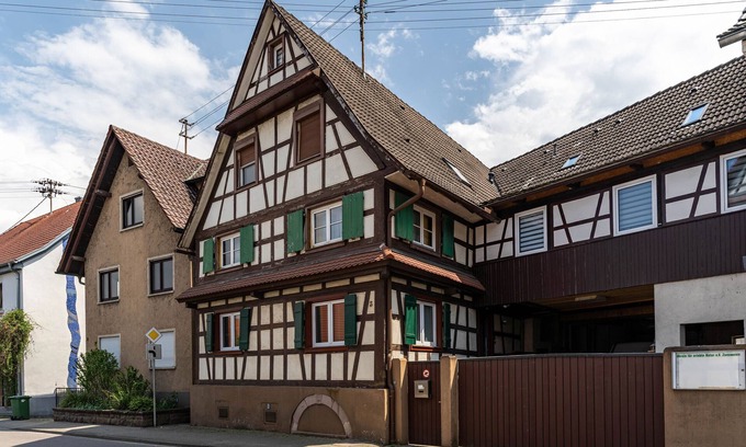 Elgersweier Apartment | Apartment 'Viktoria ' with Private Terrace and Wi-Fi