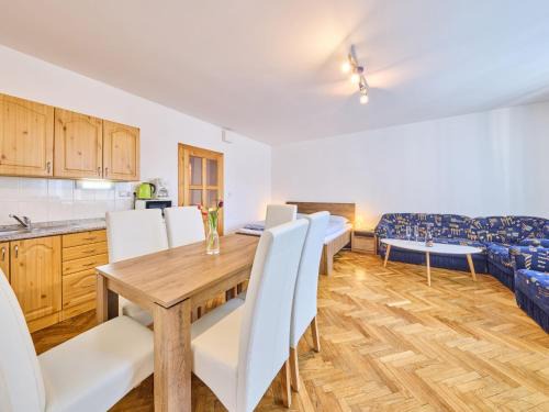 Janske Lazne Apartment | Apartment Villa Belvedere-7 by Interhome