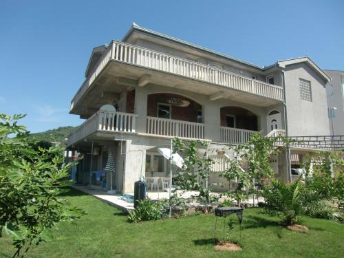Tomicici Apartment | Apartment Villa Dobrijevic -Seljanovo