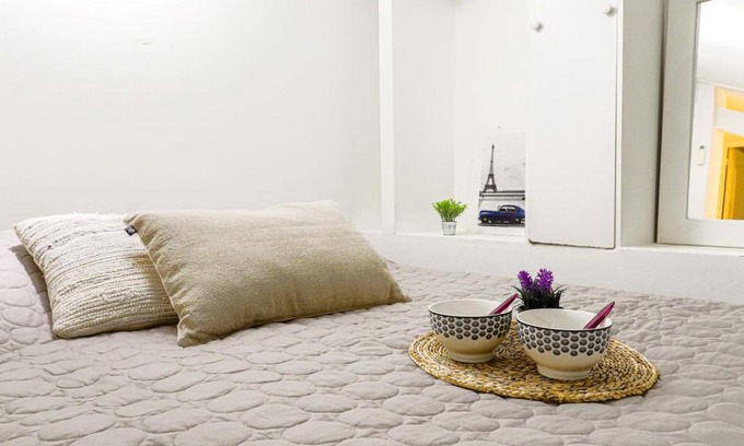 Les Baumettes Apartment | Apartment Villa M-Thérèse Promenade Anglais by Interhome