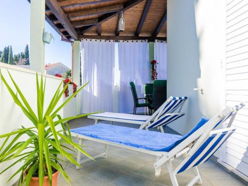 Lapad Apartment | Apartment Villa Mikica - Four Bedroom Duplex Apartment with Terrace and Partial Sea View