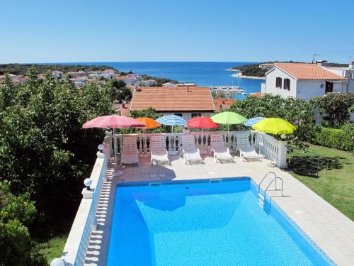 Pjescana Uvala Apartment | Apartment Villa Ursa by Interhome