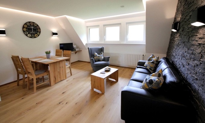 Unterkirnach Apartment | Apartment 'Vogtshof' with Shared Garden, Balcony and Wi-Fi
