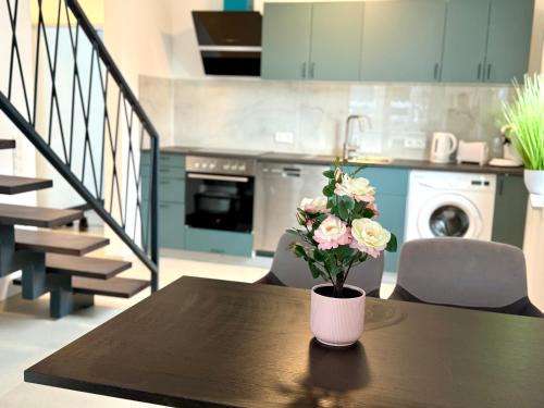 Rhein-Erft-Kreis District Apartment | Apartment WH8