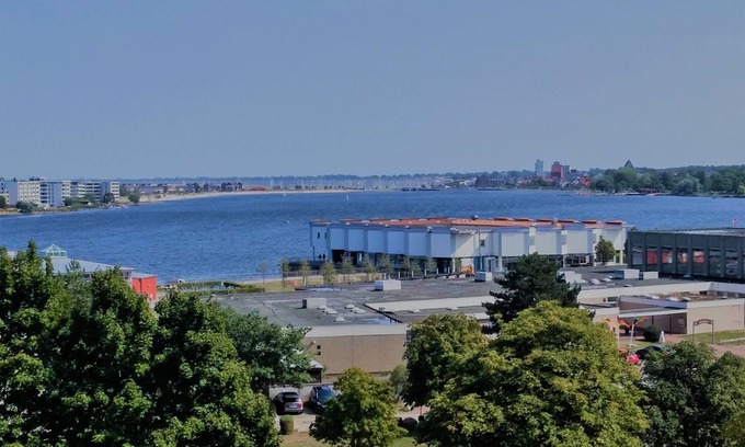 Heiligenhafen Apartment | Apartment with Baltic Sea view, 300 m near the beach