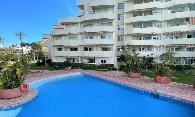 Benalmadena Costa Apartment | Apartment with beach view