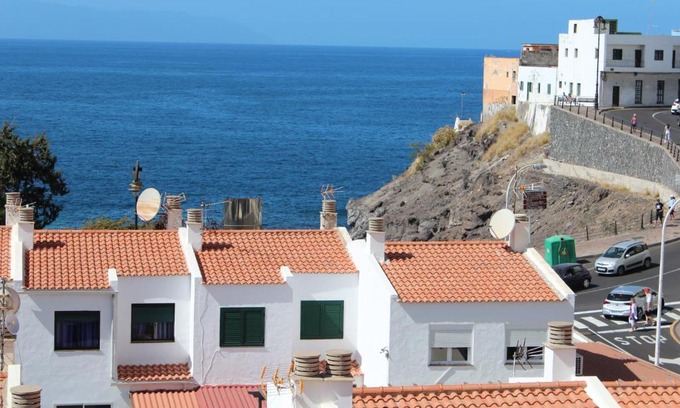 Puerto de Santiago Apartment | Apartment with ocean view Tenerife Просторный апартамент с видом на океан первая линия Тенерифе