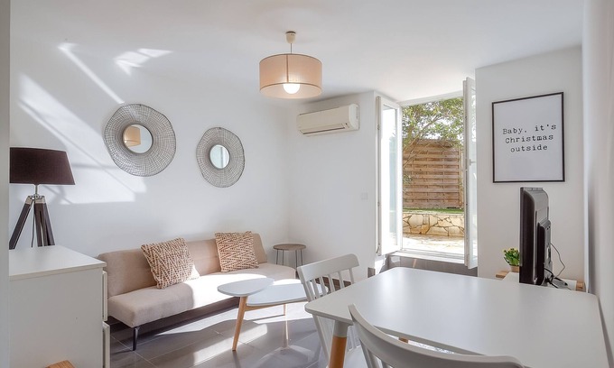 Cimiez Apartment | Apartment with Garden in Cimiez